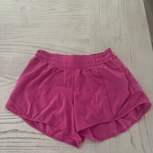 Lululemon Hotty Hot Shorts Size 6 Pink